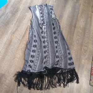 rue21 Sleeveless fringed cardigan size M